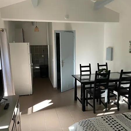 Maisonnette Avec Jacuzzi Et Terrasse Privee * Le Pradet