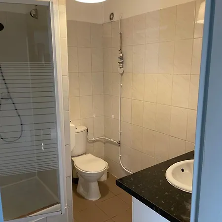 Maisonnette Avec Jacuzzi Et Terrasse Privee Le Pradet