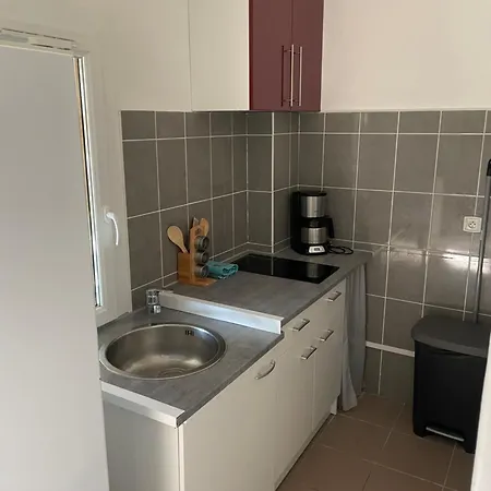 Daire Maisonnette Avec Jacuzzi Et Terrasse Privee